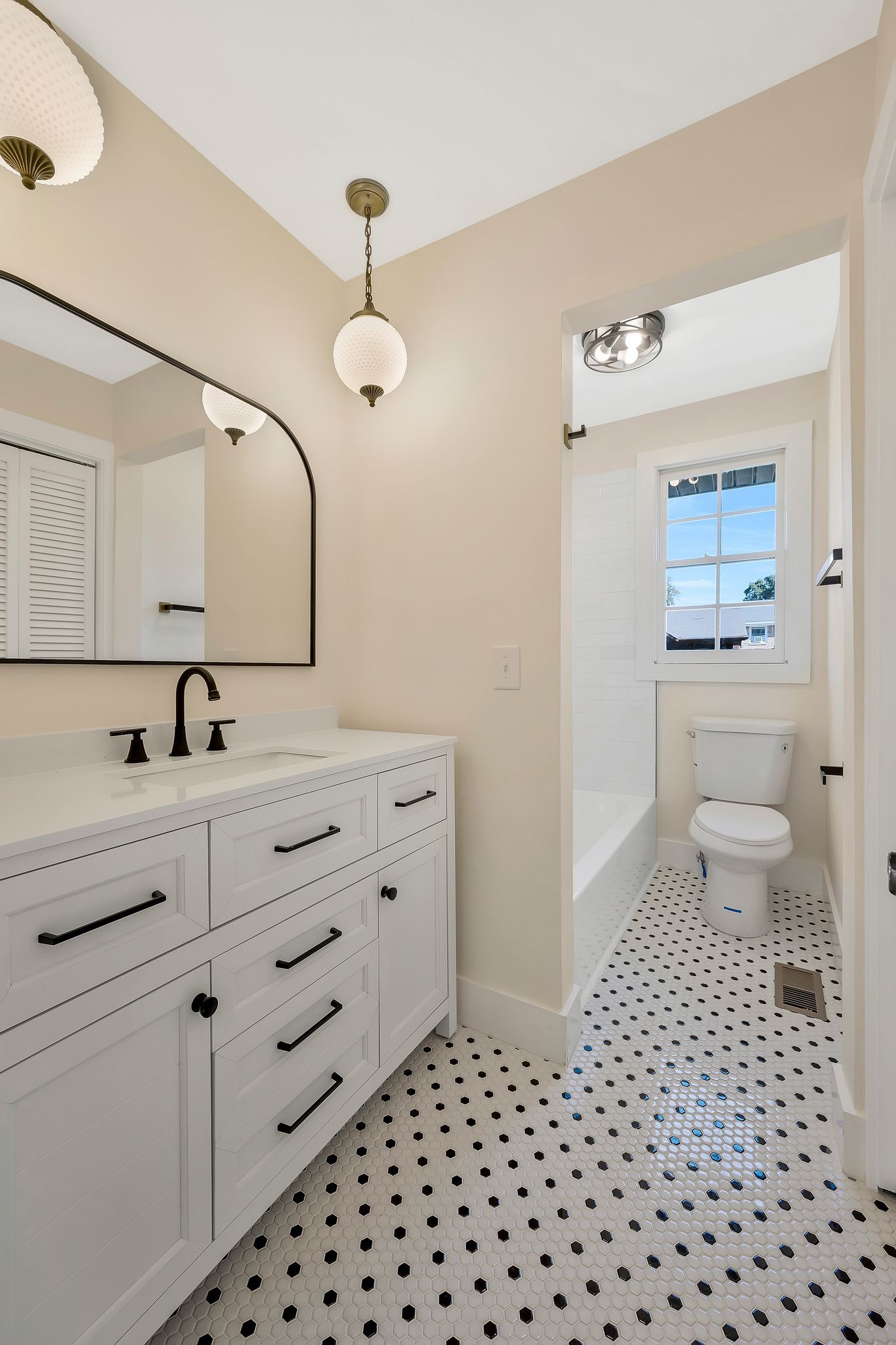 267 Bell Road Nashville, TN 37217 - Photo 15 of 28 All new vanity, tiled floor and fixtures.