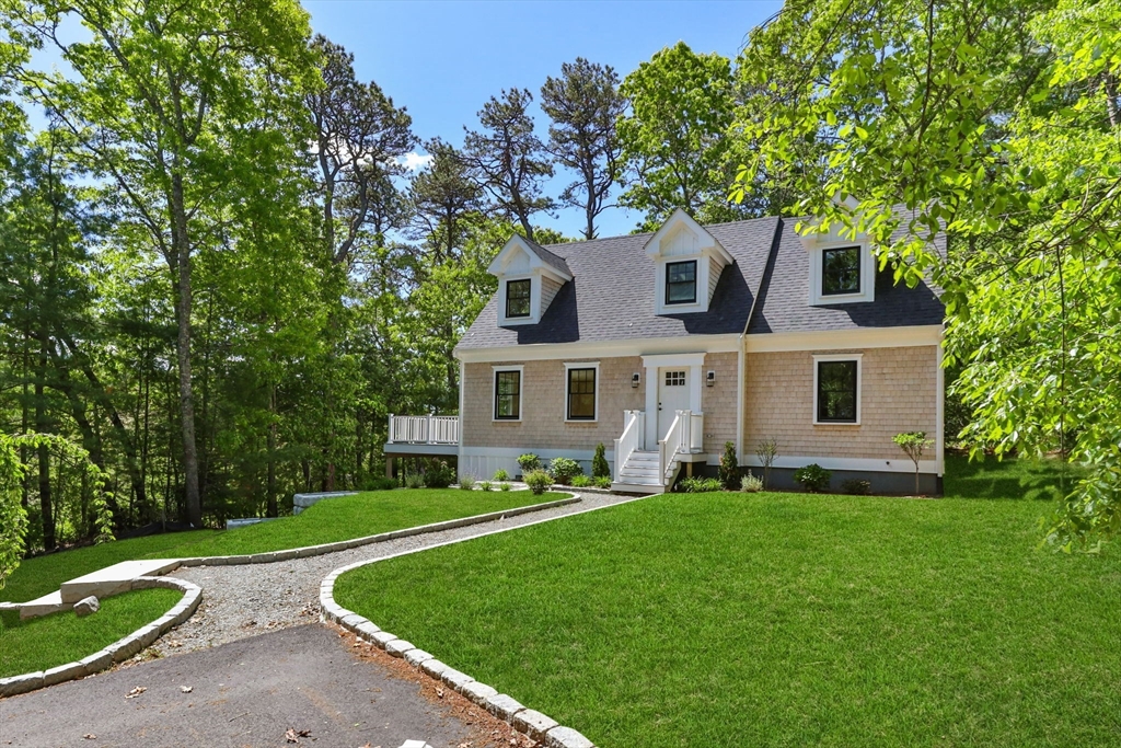 41 Little John Road East Falmouth, MA 02536 - Photo 2 of 34