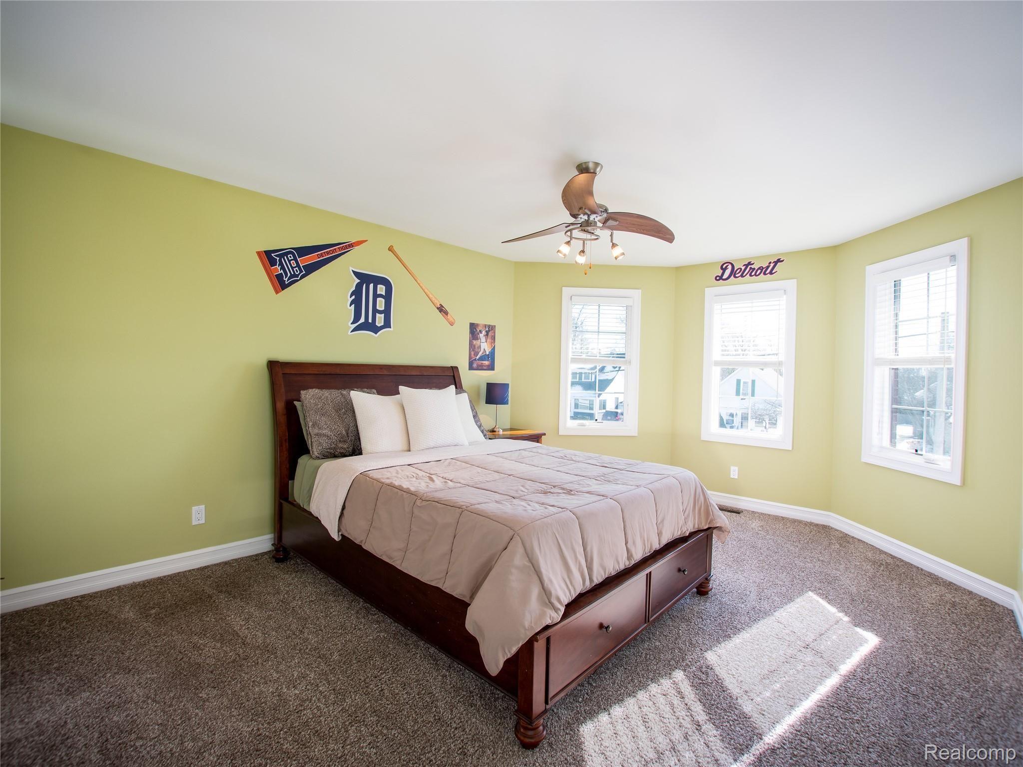 330 Woodward Avenue Rochester, MI 48307 - Photo 25 of 39 330 Woodward-28.jpg