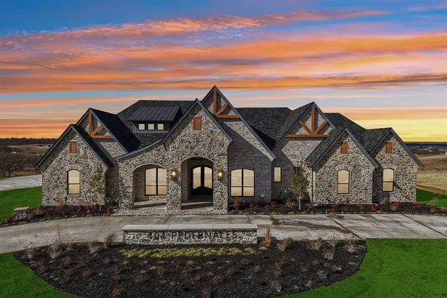 $1,949,999 | 404 Pedernales Drive, Aledo, TX 76008