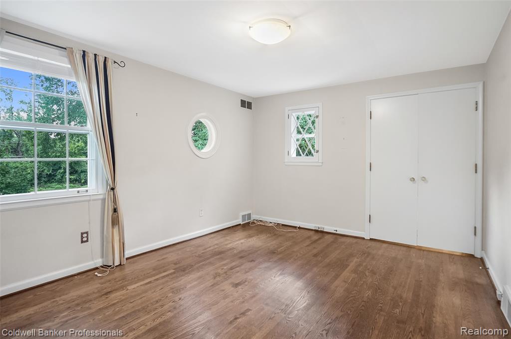 19905 Beverly Road Beverly Hills, MI 48025 - Photo 60 of 98
