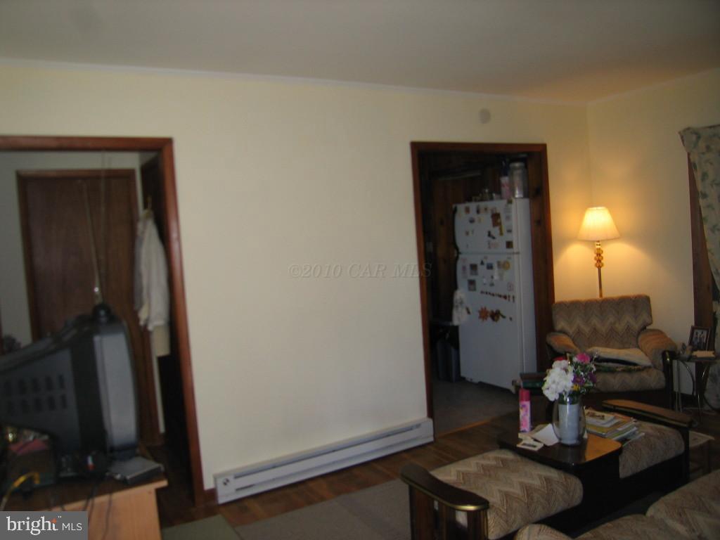 23284 H H. Milbourne Road Deal Island, MD 21821 - Photo 4 of 15 Gallery Image 4
