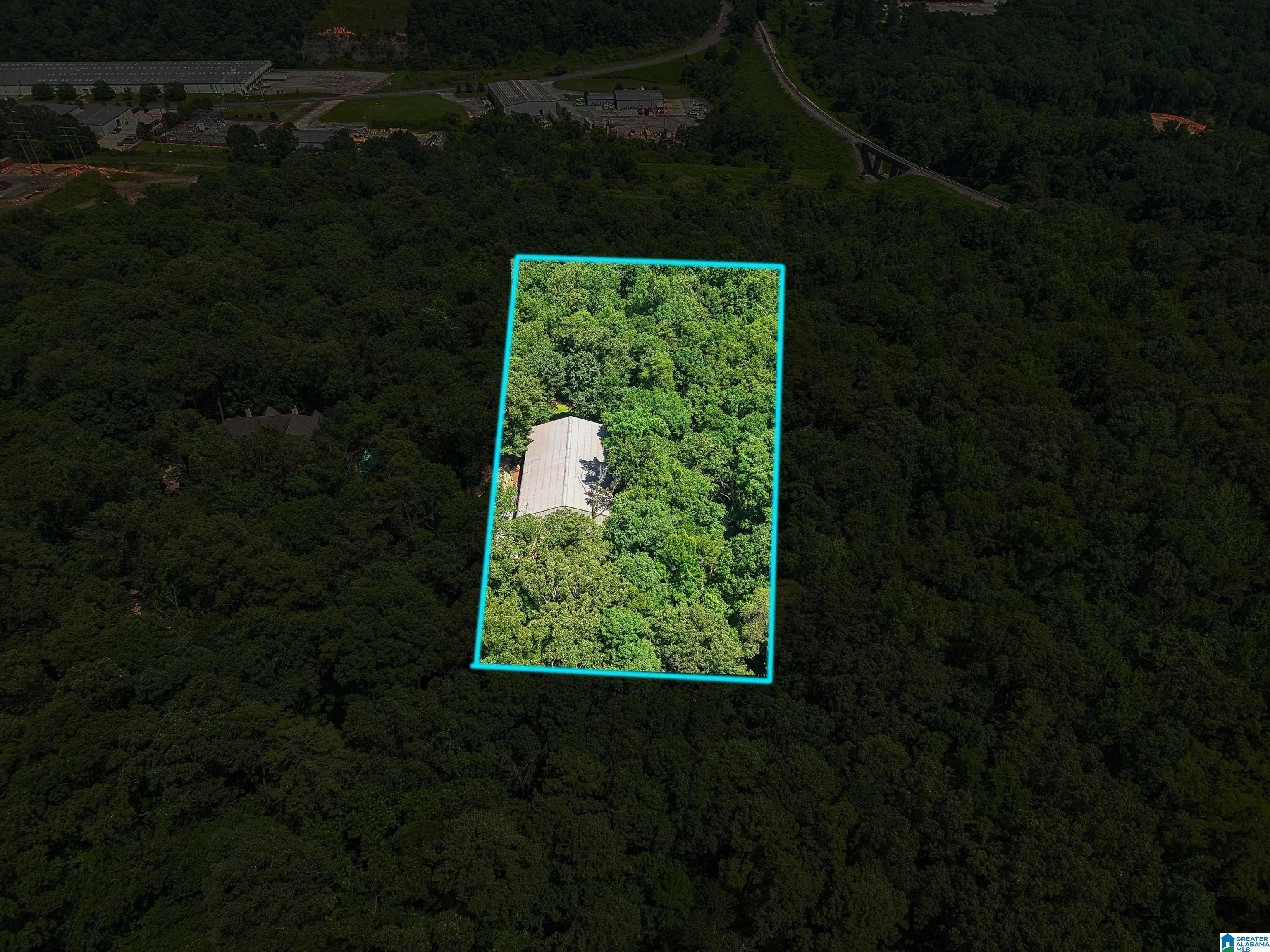 1961 Mountain View Road Birmingham, AL 35210 - Photo 2 of 49