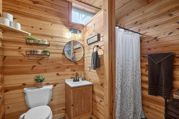 $469,900 | 5895 Rogers Road, Parma, MI 49269