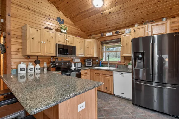 $469,900 | 5895 Rogers Road, Parma, MI 49269