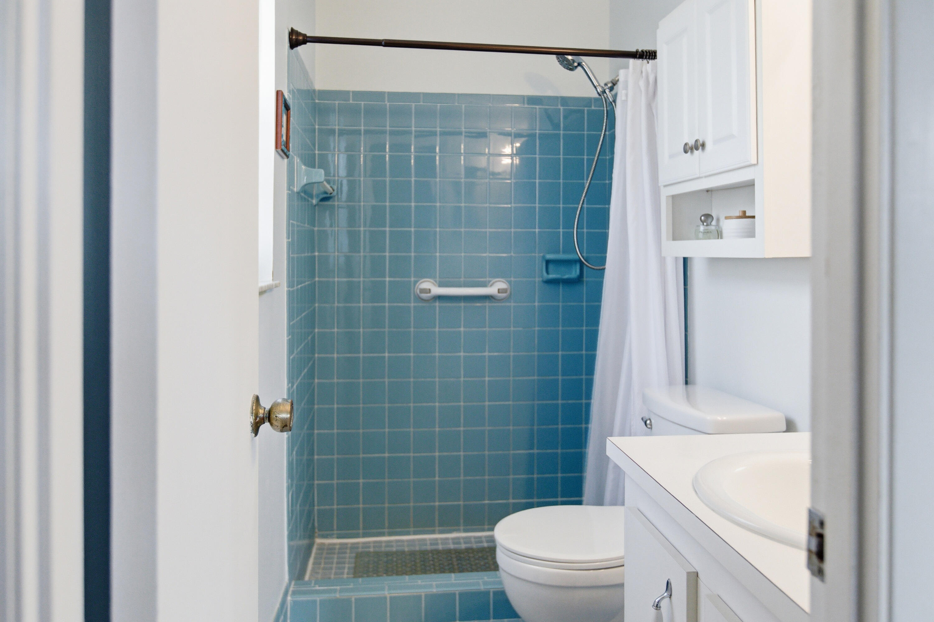 9345 Affirmed Lane Boca Raton, FL 33496 - Photo 21 of 32 bathroom