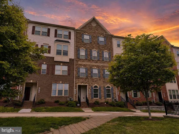 $495,000 | 13731 Little Seneca Parkway, Unit 406H, Clarksburg, MD 20871