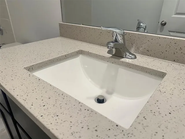 $2,200 | 11450 Crescent Deer Drive, Land O Lakes, FL 34638