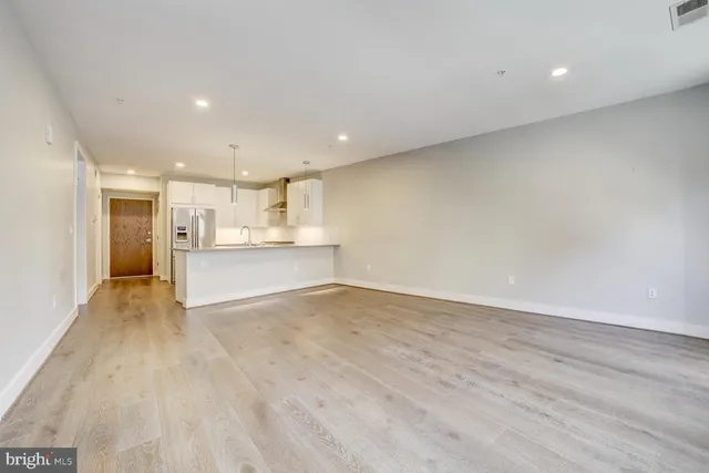 $3,500 | 2337 Champlain Street Northwest, Unit 102, Washington, DC 20009