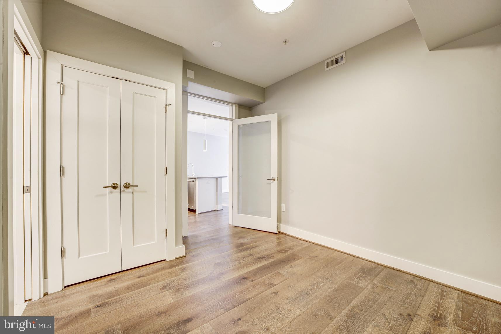 2337 Champlain Street Northwest, Unit 102 Washington, DC 20009 - Photo 10 of 12