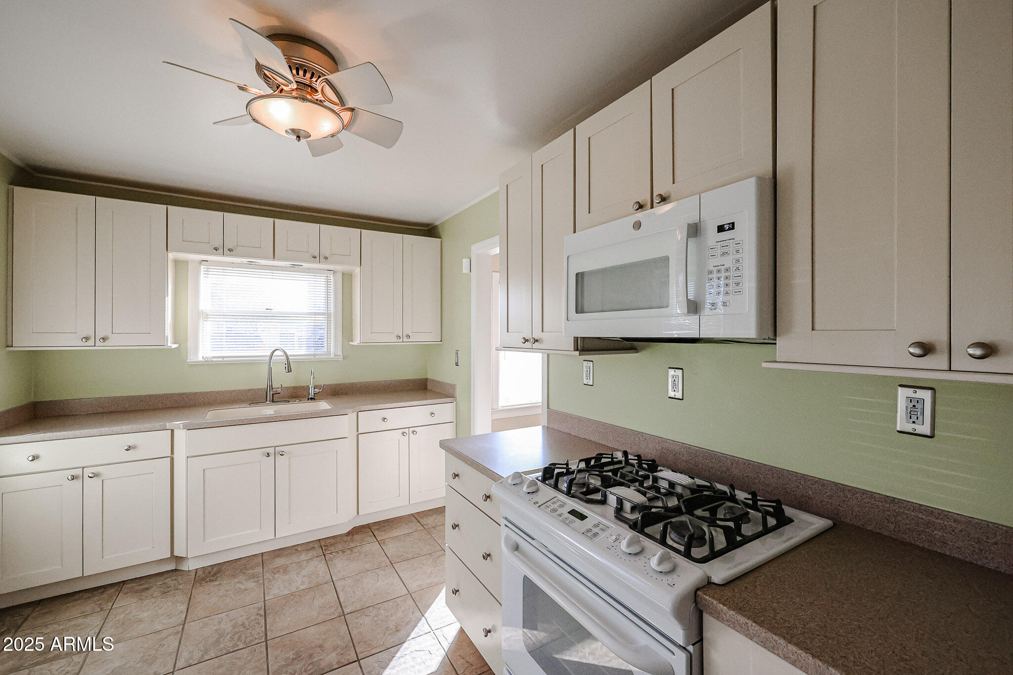 2232 North 13th Street Phoenix, AZ 85006 - Photo 14 of 27 B (7)