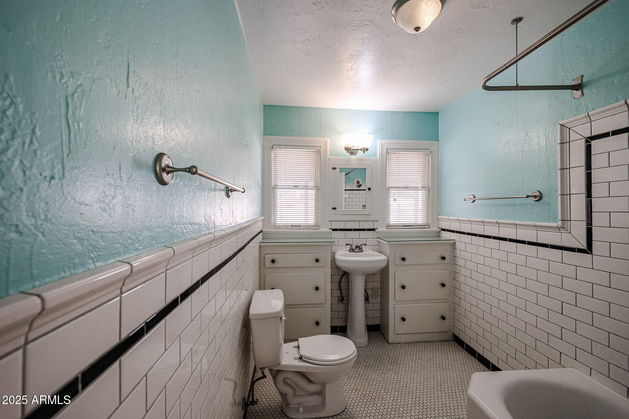 2232 North 13th Street Phoenix, AZ 85006 - Photo 17 of 27 B (11)