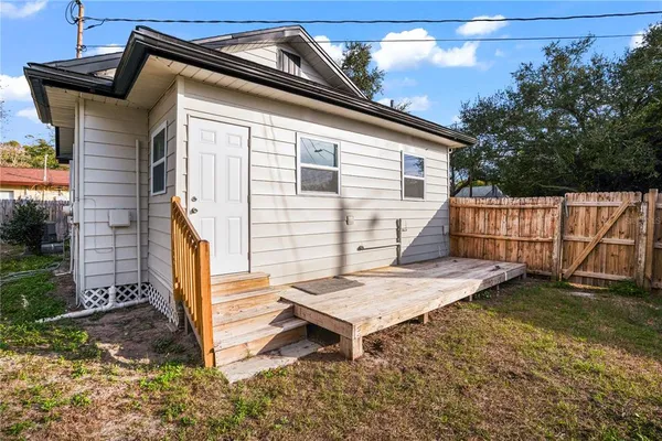 $389,000 | 1006 15th Avenue Northwest, Largo, FL 33770
