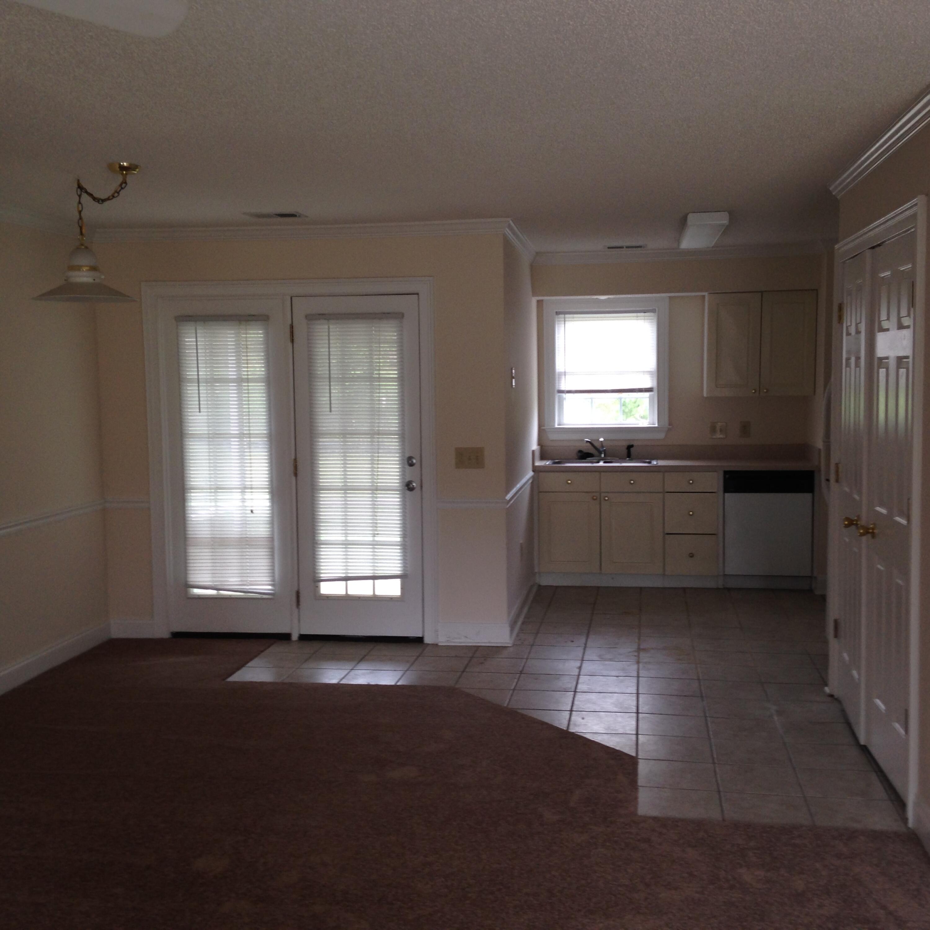 108 Poet Place Lexington, SC 29072 - Photo 4 of 6 Eat+In+and+Kitchen