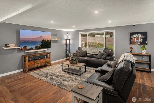 $775,000 | 18211 128th Place Southeast, Snohomish, WA 98290