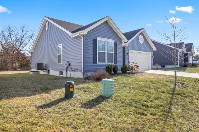 $294,000 | 5917 Creek Side Place, Cedar Hill, MO 63016