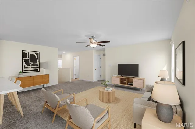 $294,000 | 5917 Creek Side Place, Cedar Hill, MO 63016