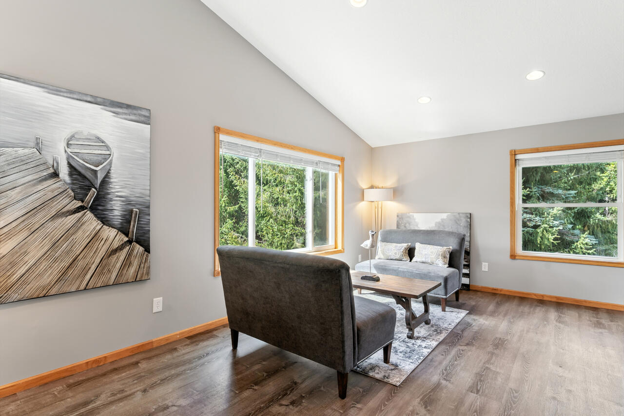 1320 Joseph Road Alpena, MI 49707 - Photo 32 of 42 Family room