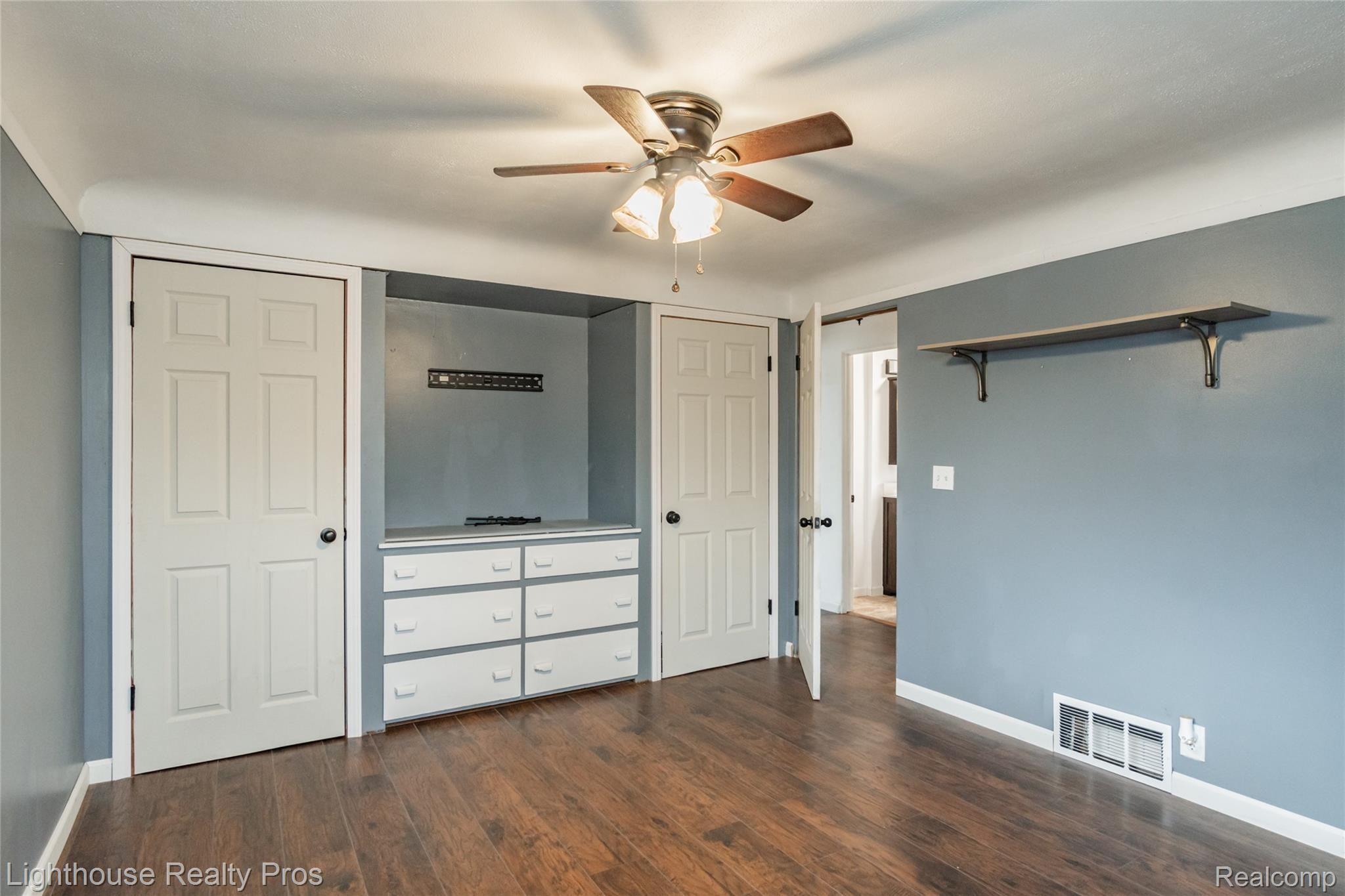 4374 Faussett Road Howell, MI 48855 - Photo 18 of 25 18.jpg