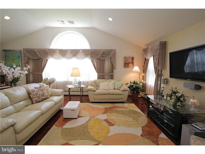 876 Bangor Road Nazareth, PA 18064 - Photo 5 of 23
