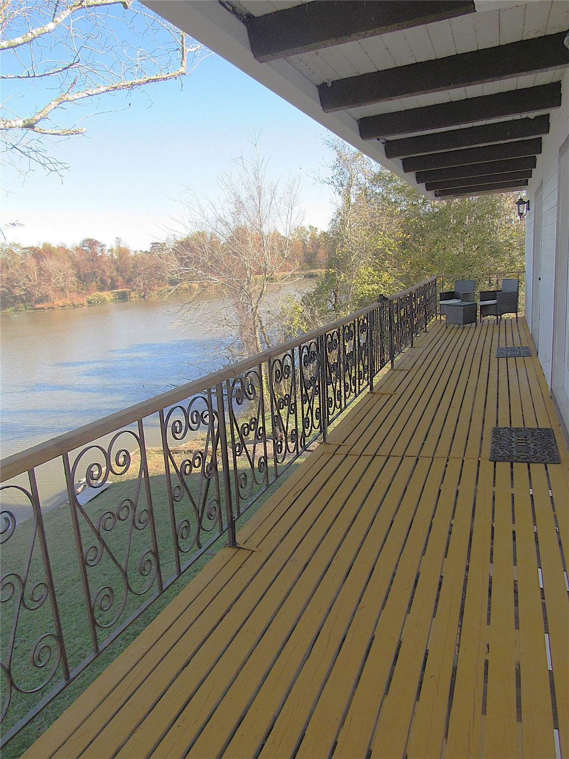 2503 River Crest Houston, TX 77338 - Photo 9 of 35 a view of balcony with wooden floor