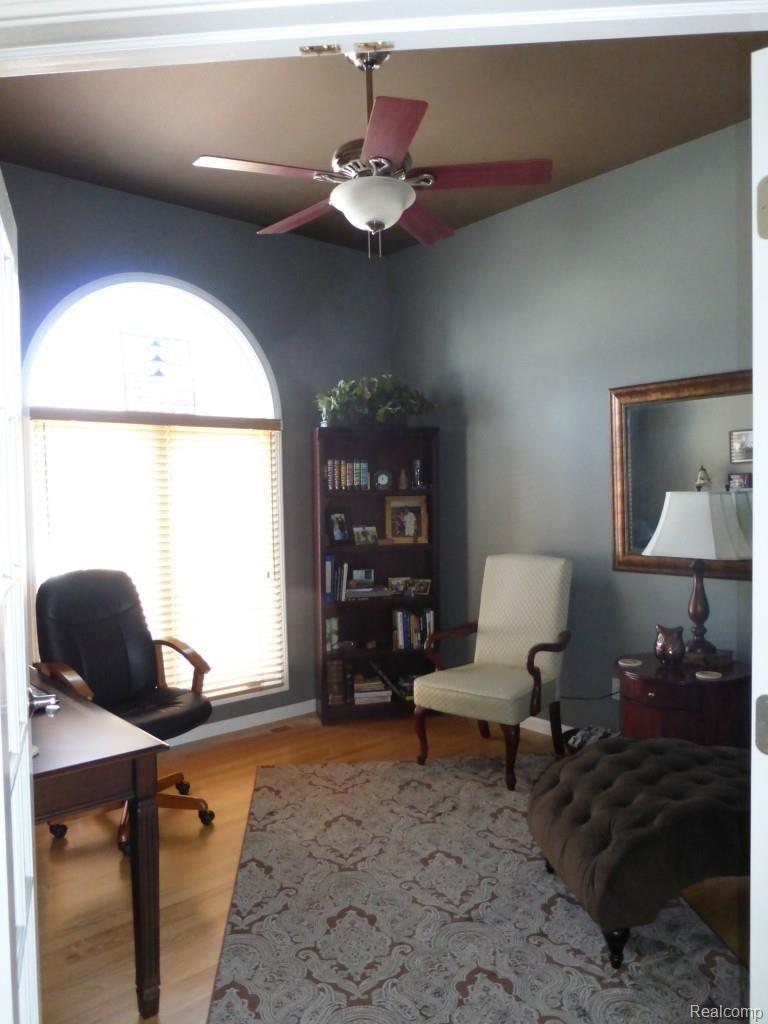 47976 Sandy Ridge Drive Macomb, MI 48044 - Photo 14 of 36 Library/Den