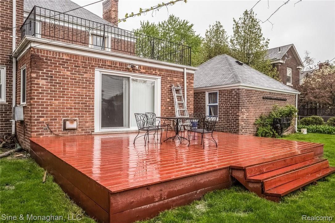 843 Pemberton Road Grosse Pointe, MI 48230 - Photo 44 of 52 047-Rear_View-4106415-medium.jpg