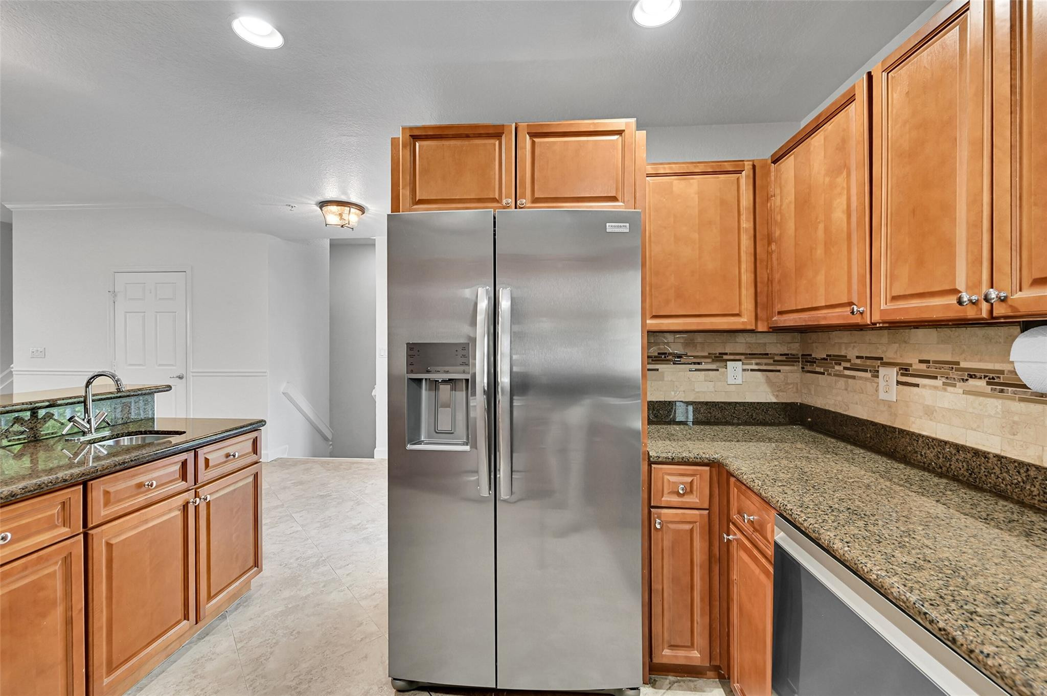 453 Northeast 1st Street Pompano Beach, FL 33060 - Photo 8 of 54 Photo 8