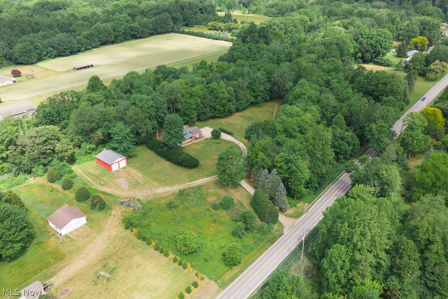 2272 McMackin Road Madison, OH 44057 - Photo 11 of 49