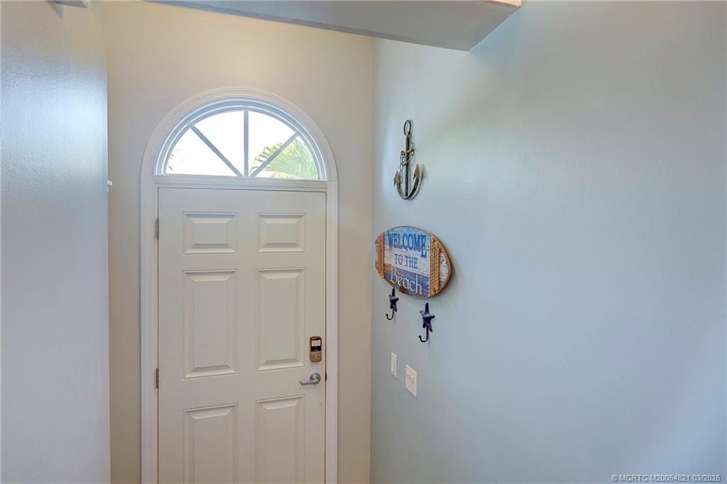 391 Northeast Plantation Road, Unit 228 Jensen Beach, FL 34957 - Photo 4 of 38