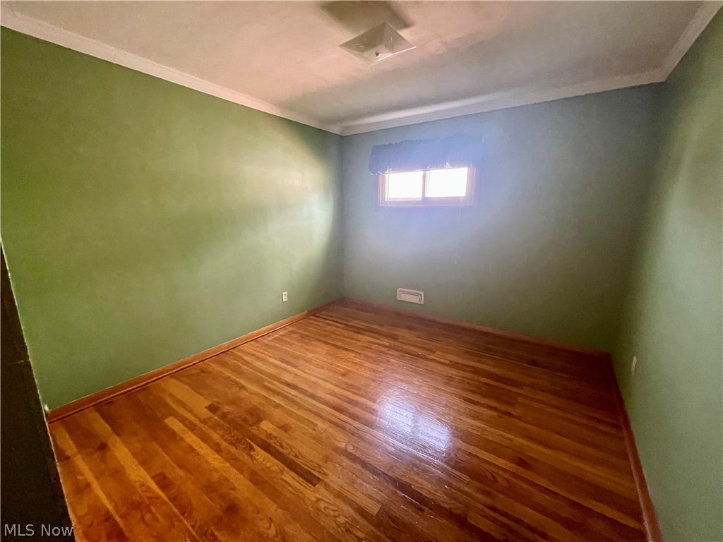 9503 Snow Road Cleveland, OH 44130 - Photo 9 of 14