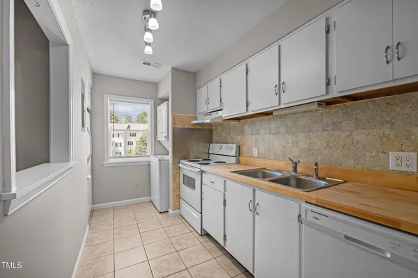 $209,500 | 128 Schultz Street, Chapel Hill, NC 27514