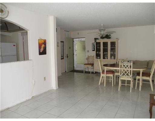 504 Davis Road, Unit 89 Palm Springs, FL 33461 - Photo 7 of 22 20140203171459814445000000-o