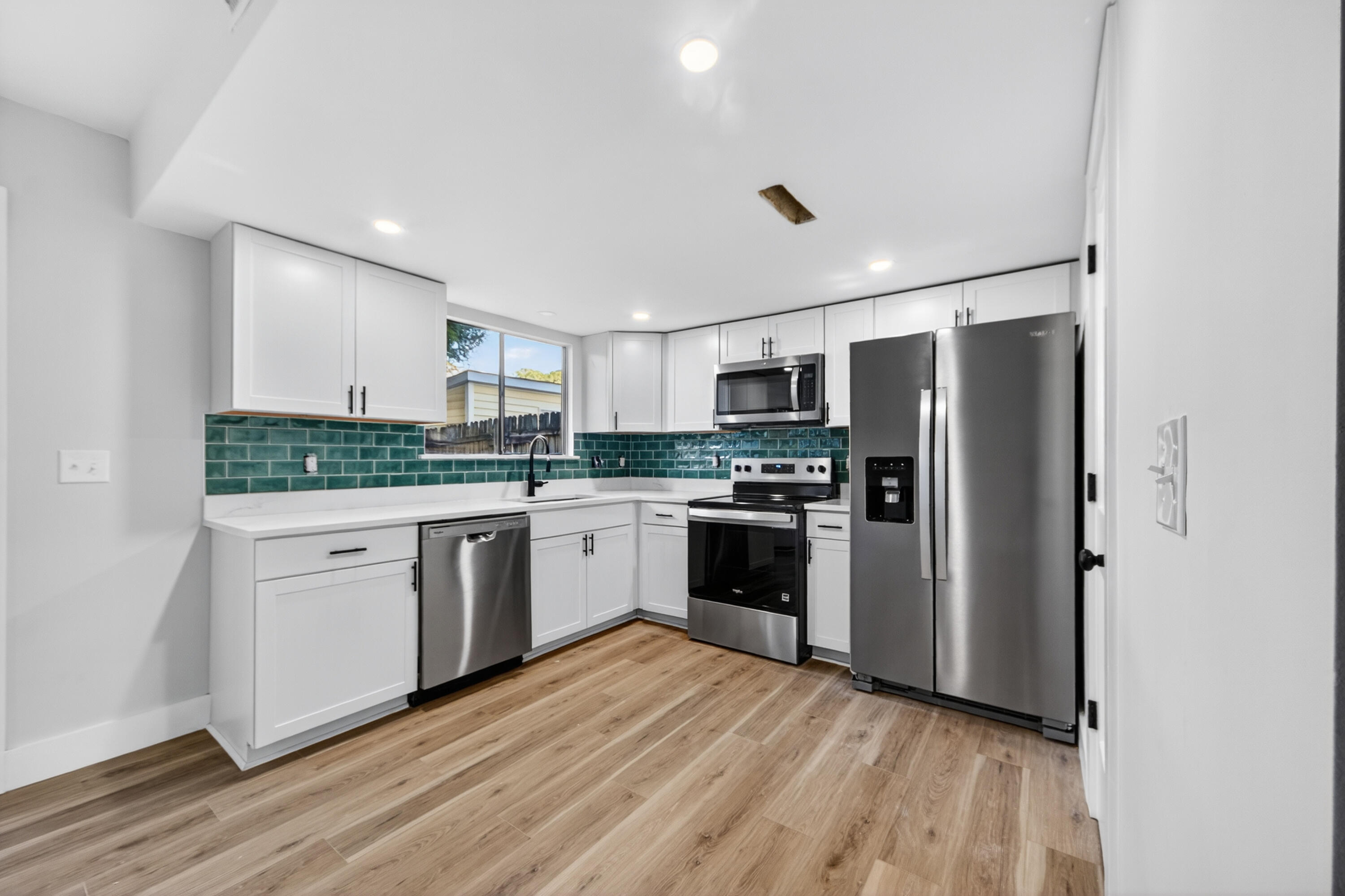 2943 Cathedral Lane Charleston, SC 29414 - Photo 9 of 22 _01A8954