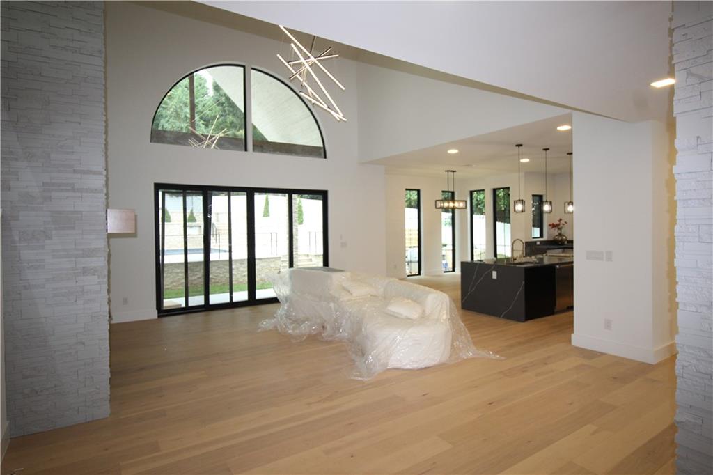 39 Johnson Ferry Road Sandy Springs, GA 30328 - Photo 7 of 61 Gallery Image 7