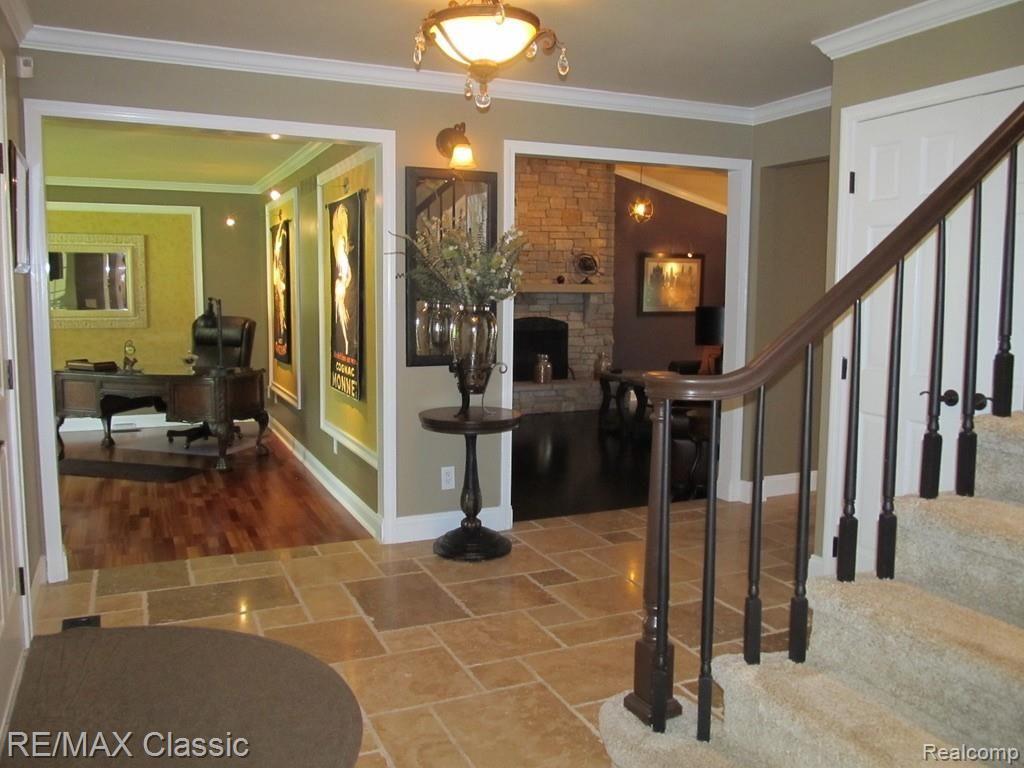 36755 Chesapeake Road Farmington, MI 48335 - Photo 4 of 36 UNADJUSTEDNONRAW_thumb_4a4d.jpg