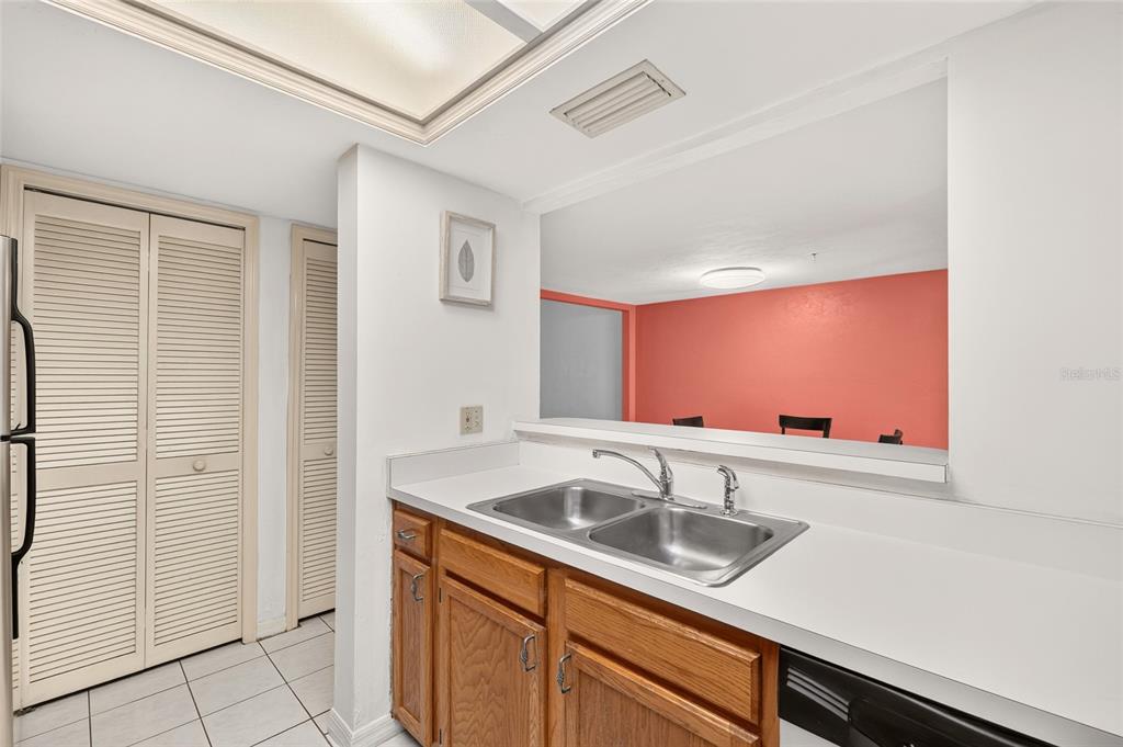 5846 Southwest 9th Place Gainesville, FL 32607 - Photo 17 of 40 Gallery Image 17