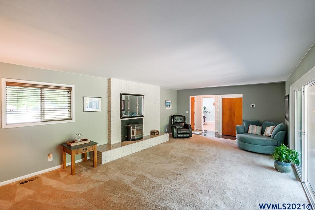 3410 Takena Street Southwest Albany, OR 97321 - Photo 6 of 40 Gallery Image 6