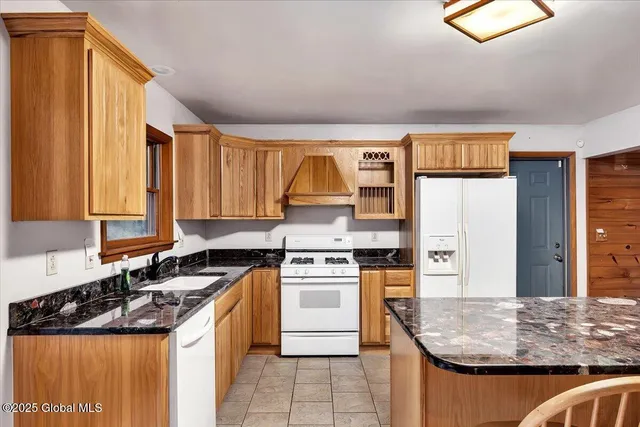 $549,995 | 225 Highway 74, Schroon Lake, NY 12870