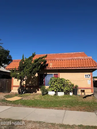 $1,500,000 | 117 West Fesler Street, Unit A B C D E, Santa Maria, CA 93458