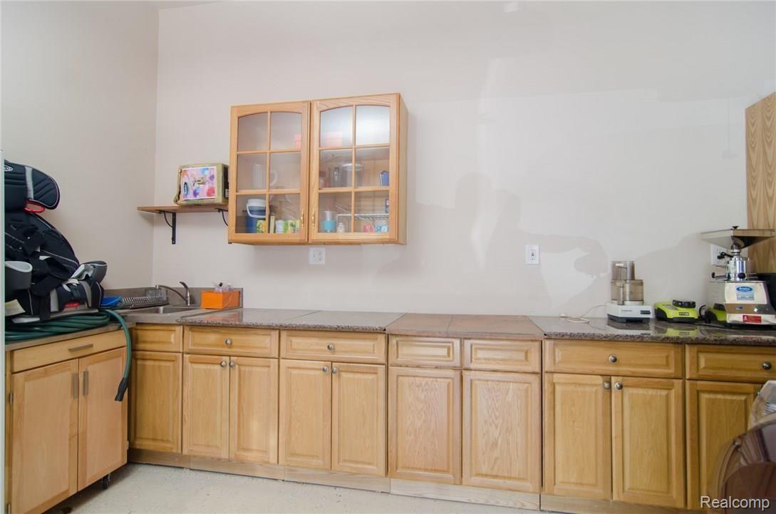 41544 Glade Road Canton, MI 48187 - Photo 14 of 41 GRU_4979.jpg