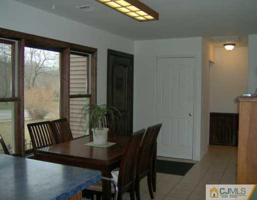 30 Kendall Road Kendall Park, NJ 08824 - Photo 3 of 8 Gallery Image 3