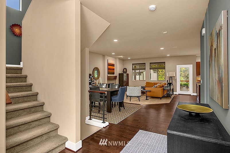 5100 Northeast 11th Place Renton, WA 98059 - Photo 4 of 25