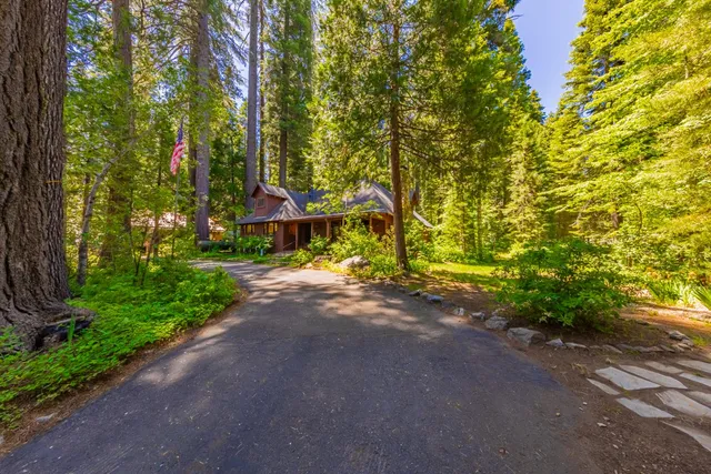 $710,000 | 1173 Railroad Avenue, Fish Camp, CA 93623