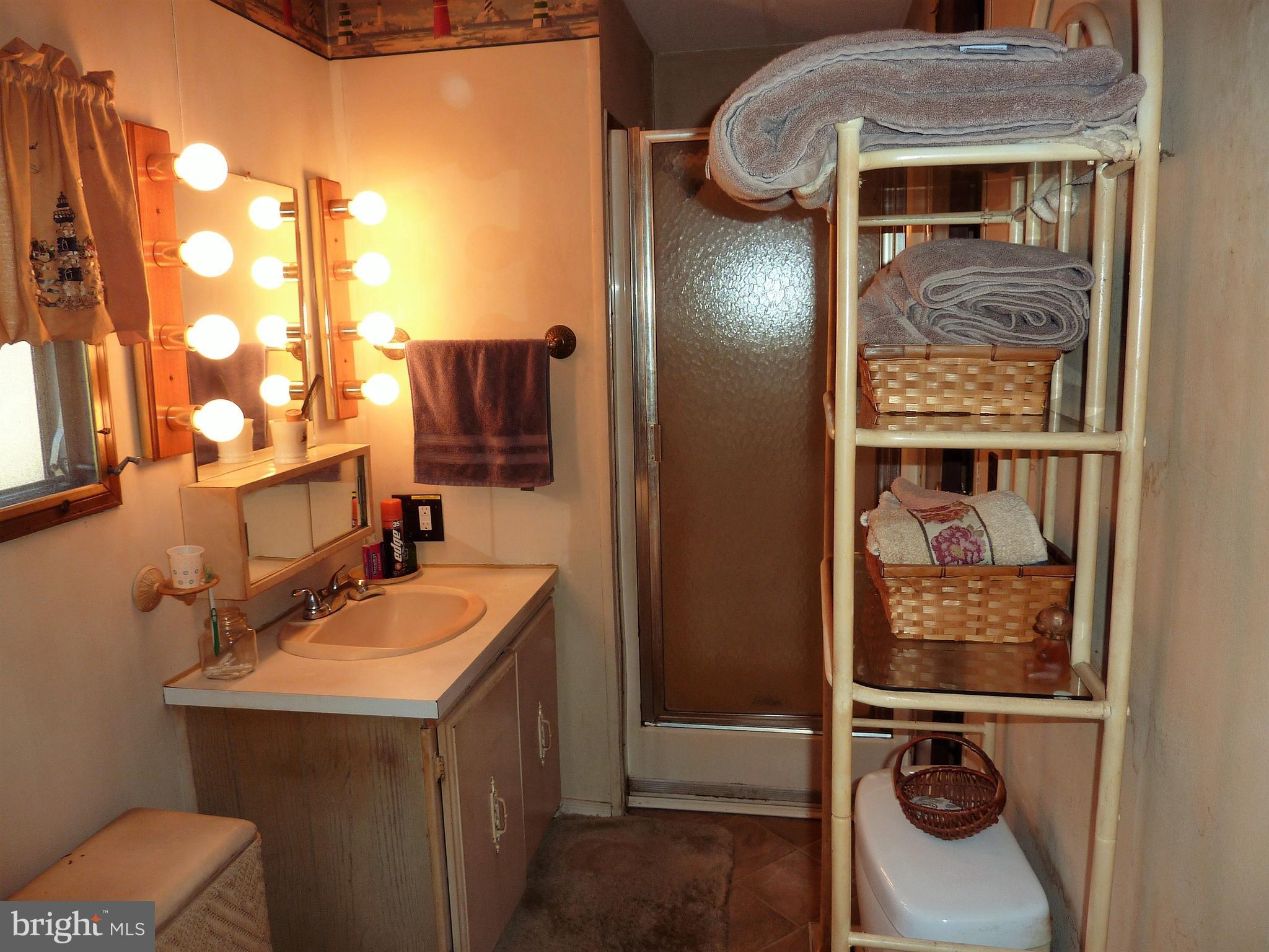 2723 Fords Corner Road Clayton, DE 19938 - Photo 13 of 25 Owner's Bathroom