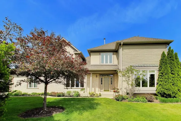 $889,000 | 2511 Buckland Lane, Northbrook, IL 60062