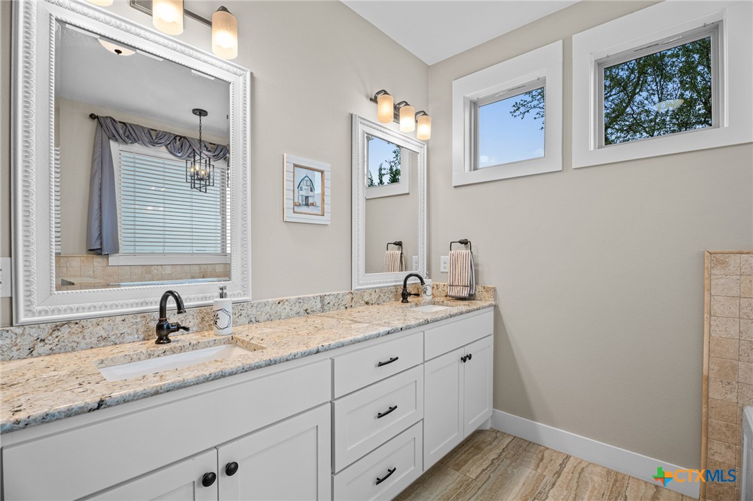 863 Primrose Path Spring Branch, TX 78070 - Photo 13 of 25