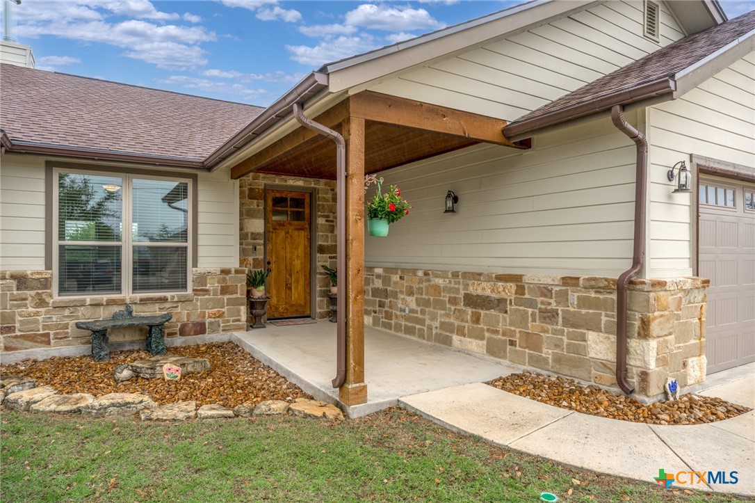 863 Primrose Path Spring Branch, TX 78070 - Photo 3 of 25