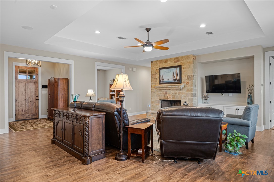863 Primrose Path Spring Branch, TX 78070 - Photo 5 of 25