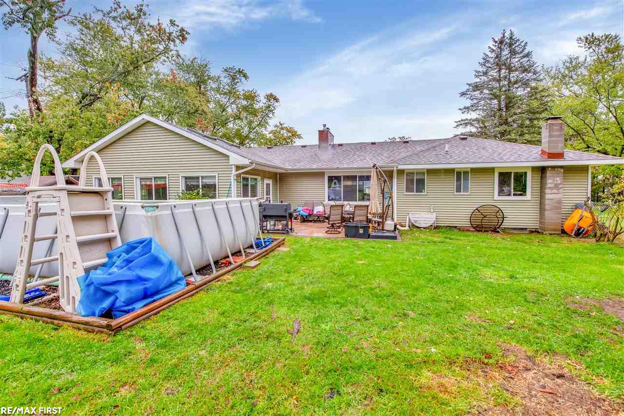 3325 Center Road Highland, MI 48357 - Photo 6 of 27